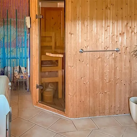 Holiday home Stunning In Parkentin With Kitchen *