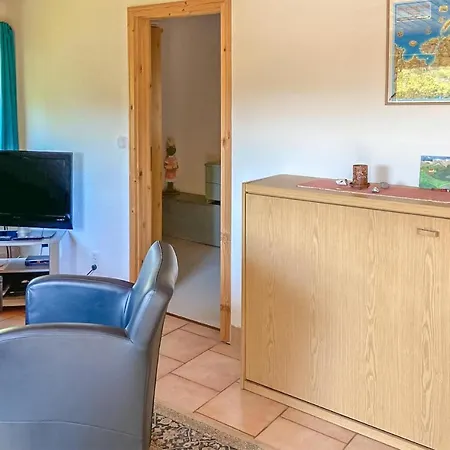 Stunning In Parkentin With Kitchen * Bartenshagen-Parkentin